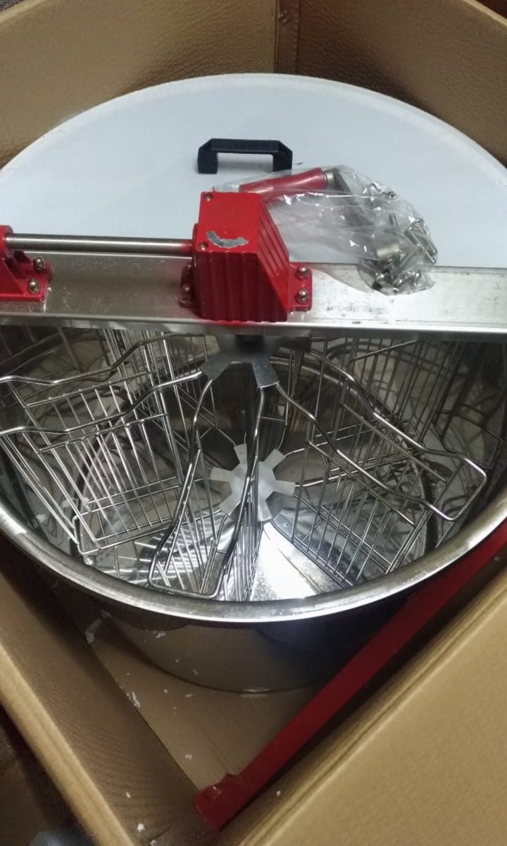 Honey Extractors – Manual 4 brood 4 super