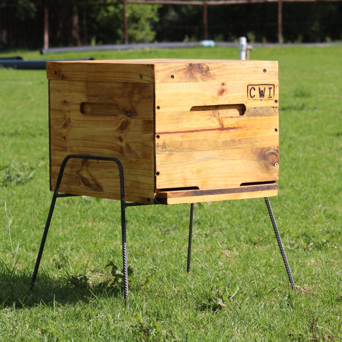 Brood box – Assembled with  wax strips